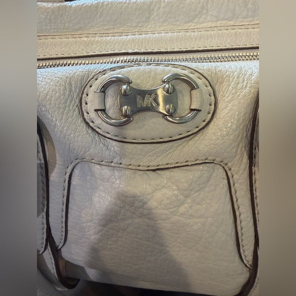 Michael Kors White Satchel - Picture 2 of 15